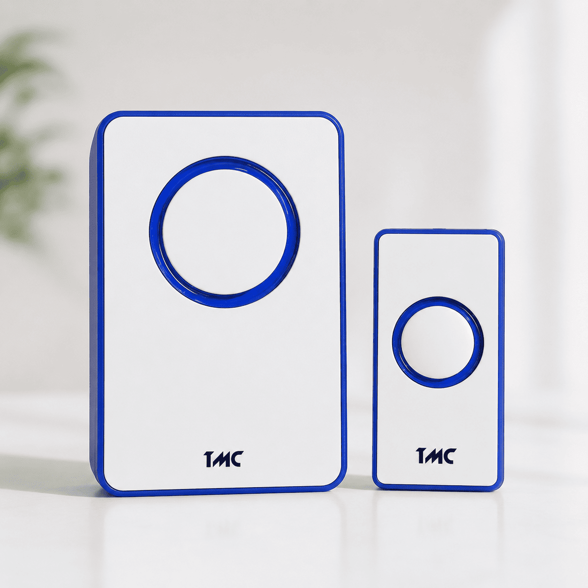Wireless digital doorbell with receiver and transmitter
