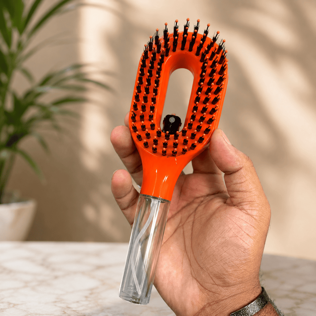Hair Spray Comb with Built-In Liquid Reservoir Detangling & Styling Brush